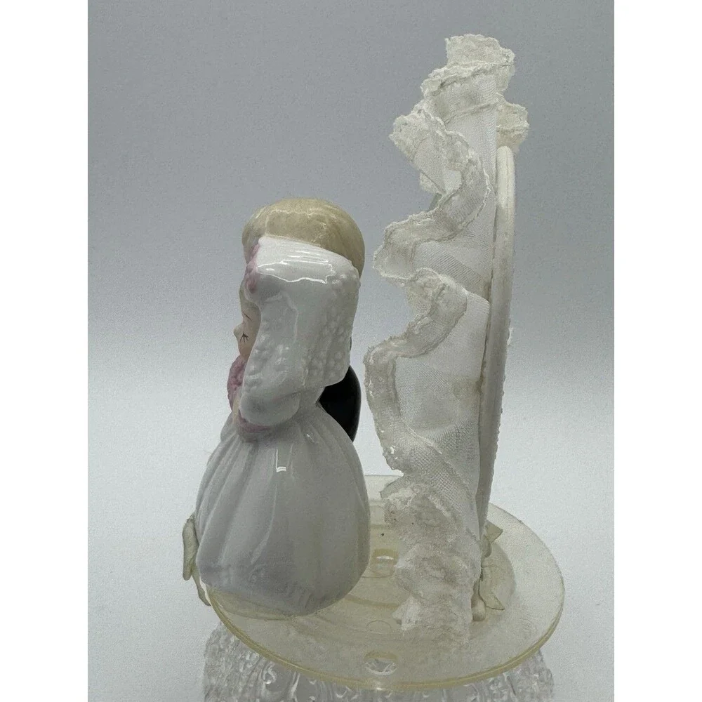 BRIDE & GROOM cute wedding cake-topper vtg 1970s kitschy porcelain figurines